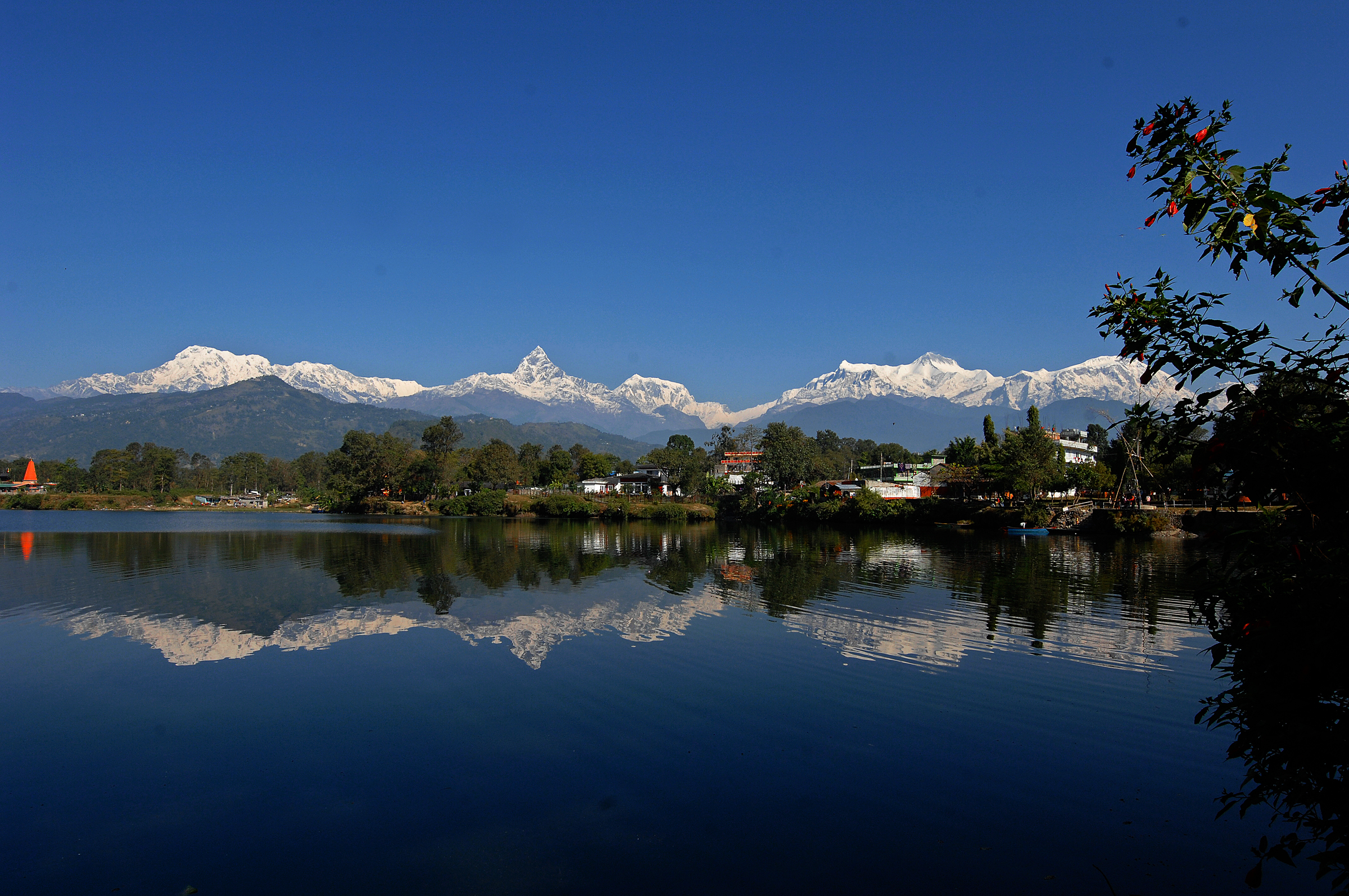 Luxury Tour at the City of Lakes